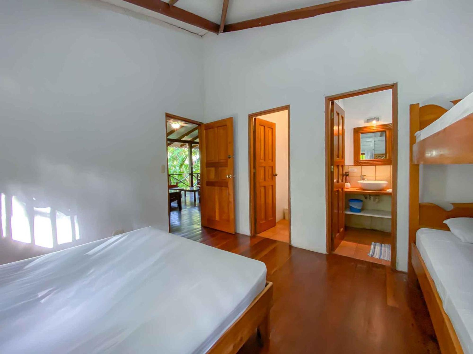 Hotel Casitas Mar Y Luz Puerto Viejo de Talamanca Rum bild